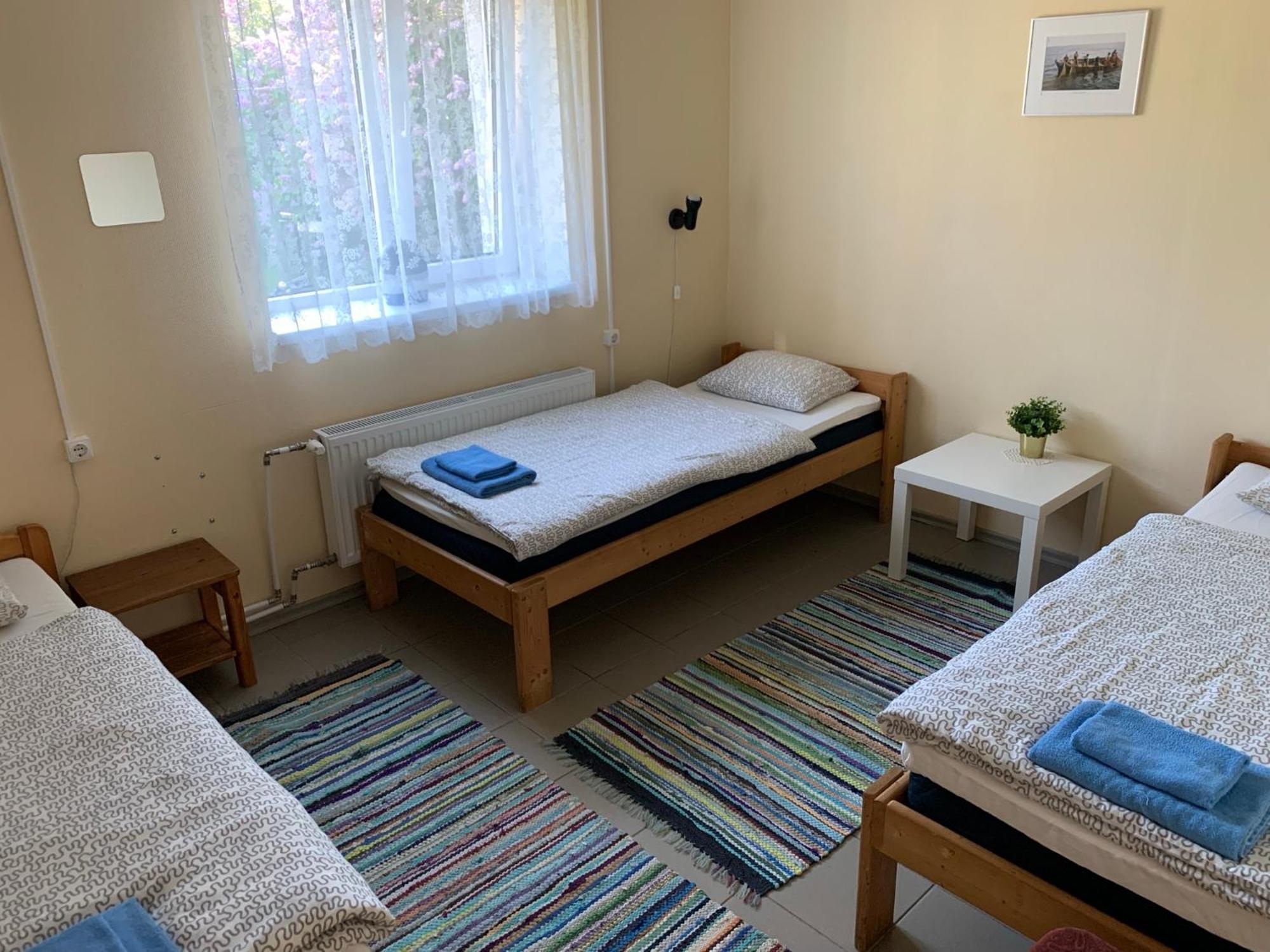 Kihnu Sadama Oeoemaja Guesthouse Lemsi Kültér fotó